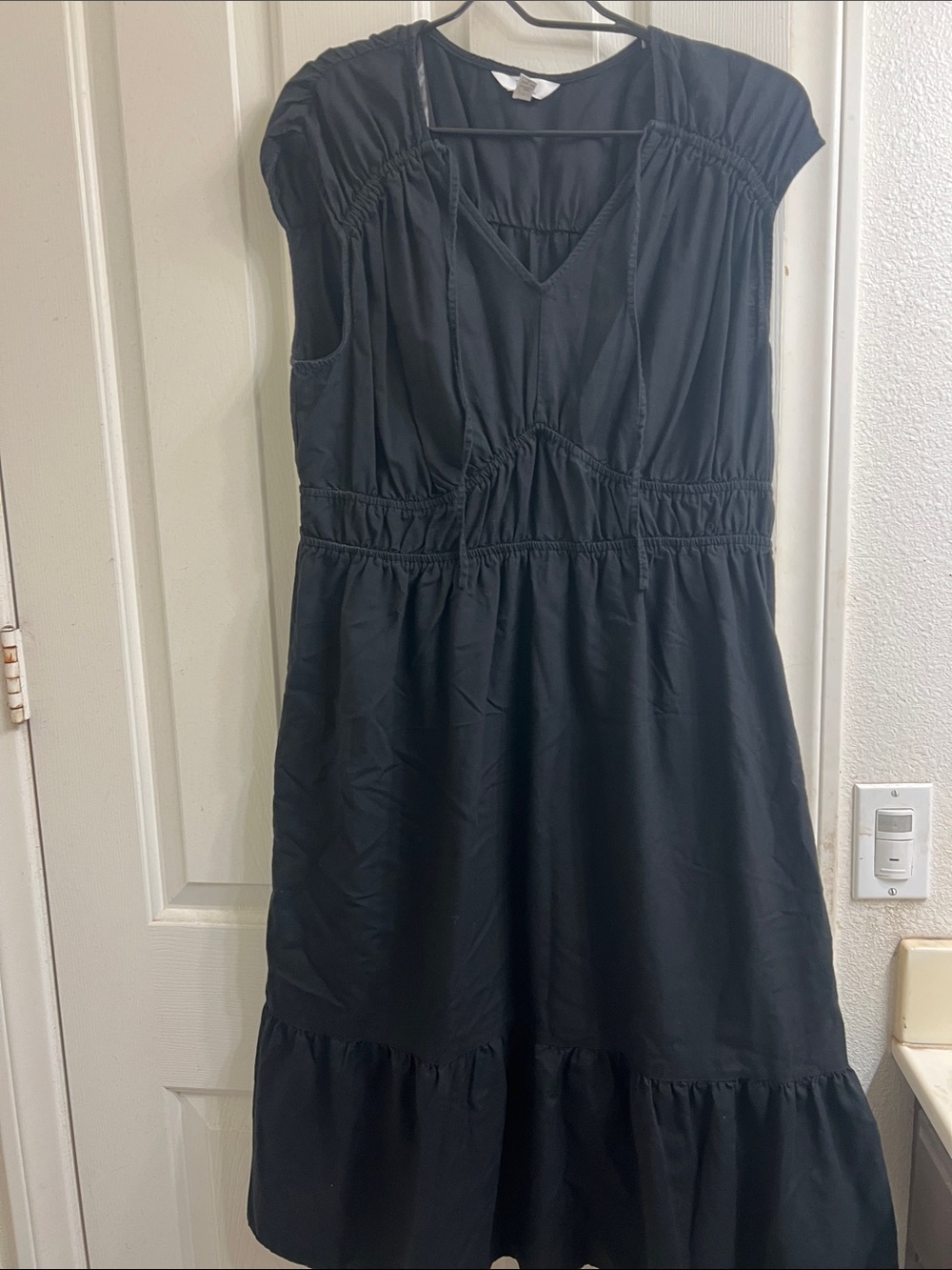 Time and Tru Black V-Neck Midi Dress